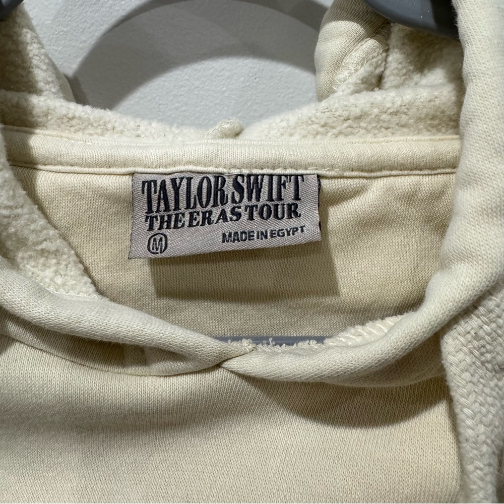 Taylor Swift The Eras Tour Size Medium Hoodie Cream - Picture 5 of 5
